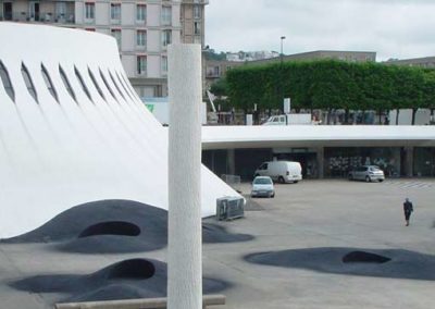 Installation en polystyrène et résine pour l’artiste Vincent l'Amouroux