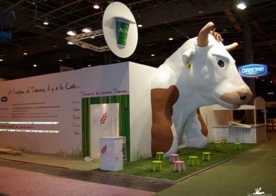 Sculpture en polystyrène pour un stand DANONE Activia