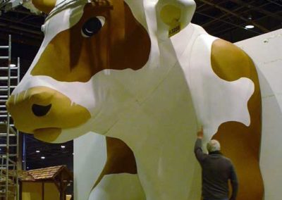 Sculpture en polystyrène pour un stand DANONE Activia