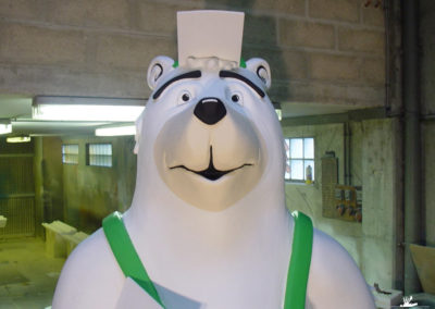 Réalisation de la sculpture de la Mascotte de l'enseigne - Le Petit FORESTIER