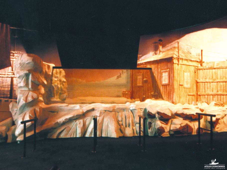 decor-evenement-oceanopolis-polenord-1 Support de projection en béton sculpté pour un spectacle multimédia - Océanopolis BREST